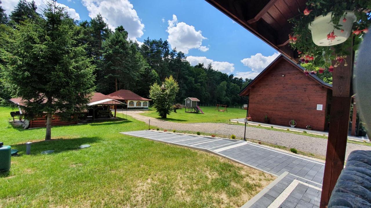 Zajazd Gawrysiowka Hotel Bialy Bor  Exterior photo